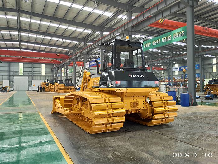 Wetland Bulldozer 9
